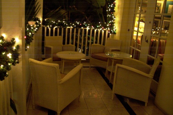 Cafe Martinique Atlantis veranda