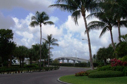 Paradise Island bridge bahamas