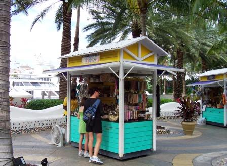 Paradise Island shopping